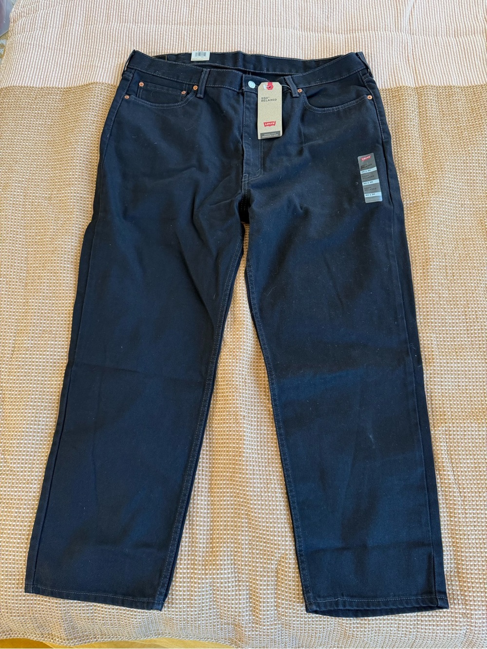 Levi's Men's Black Straight-Leg Jeans relaxed 550